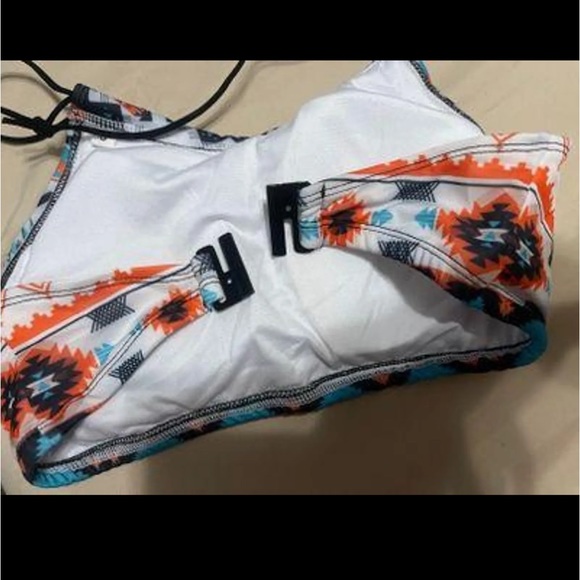 Bikini Set - Picture 4 of 5